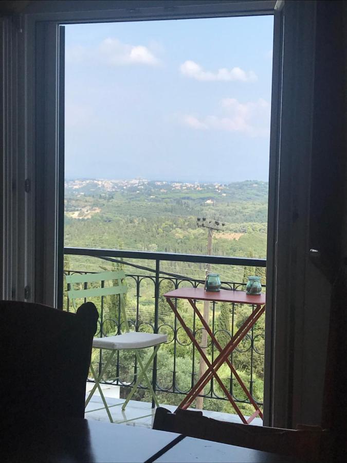 Schoenes Familienappartement In Pelekas, Corfu Mit Meerblick Bagian luar foto