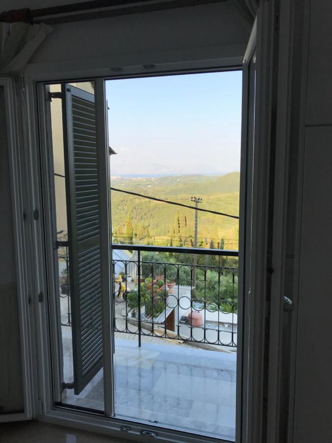 Schoenes Familienappartement In Pelekas, Corfu Mit Meerblick Bagian luar foto